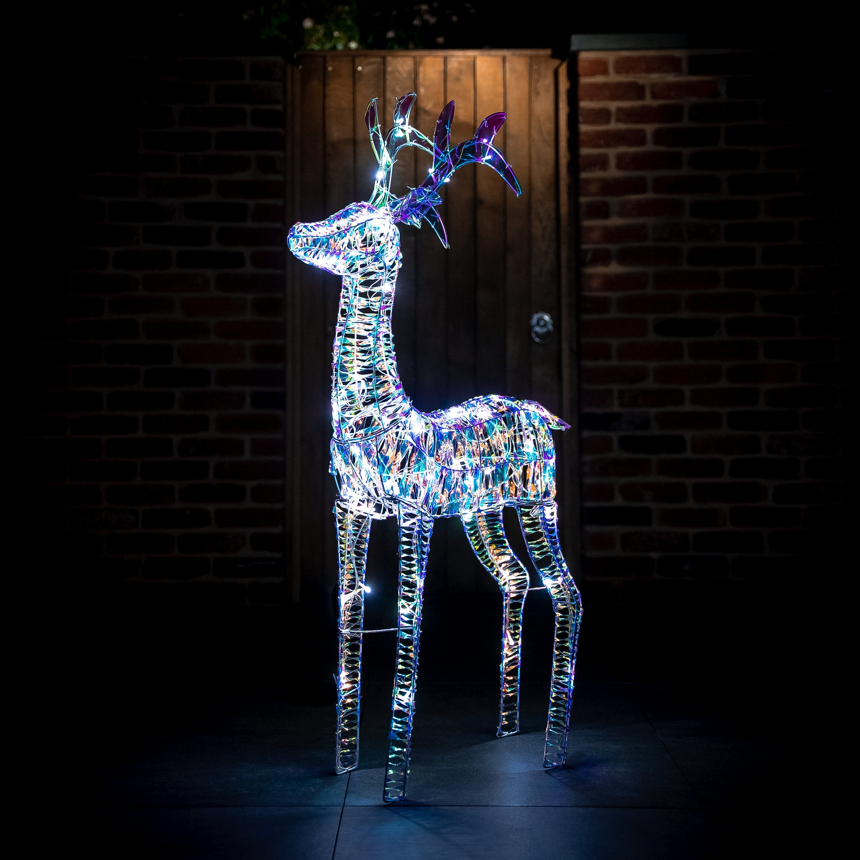 Norfolk Iridescent Reindeer 125cm 80LED – Hayes Garden World