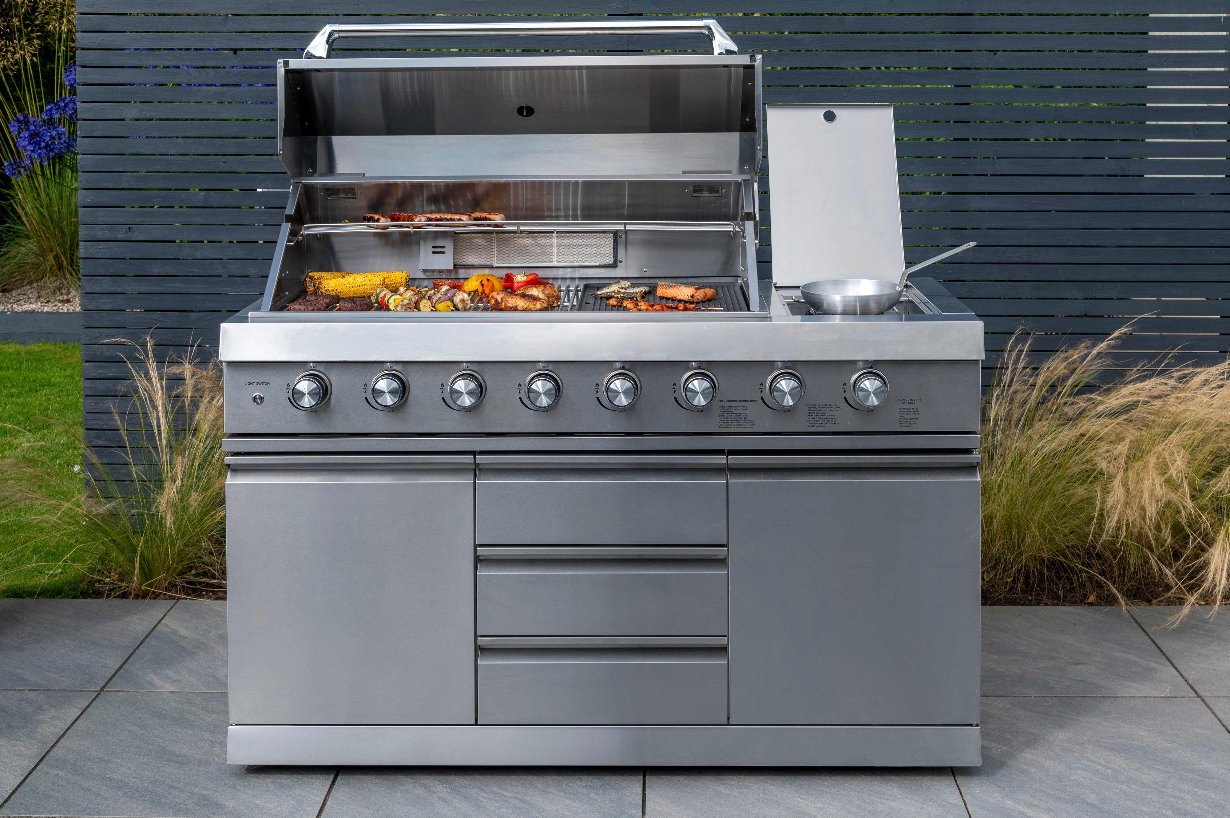 Norfolk Grills Absolute Outdoor Kitchen 6 Burner Gas BBQ With Side Bur ...