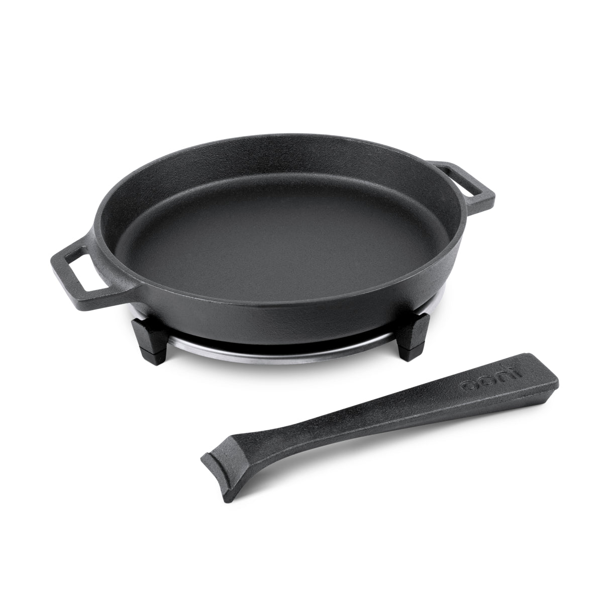 Studio Ooni Cast Iron Skillet-1-1200x1200-bd93c0f.jpg