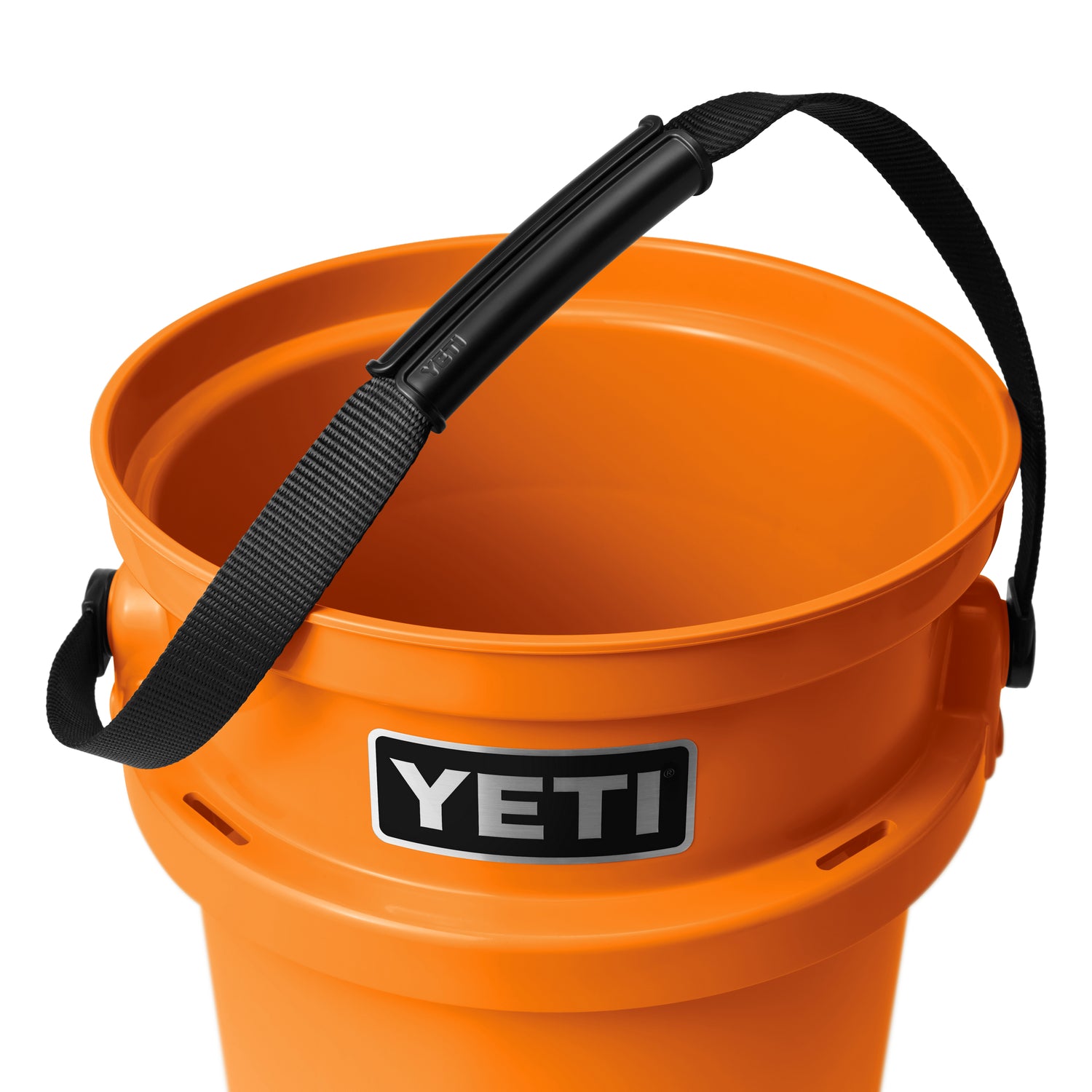 YETI_Wholesale_hard_goods_Loadout_Bucket_King_Crab_Orange_Handle_Detail_3640_B_2400x2400.jpg