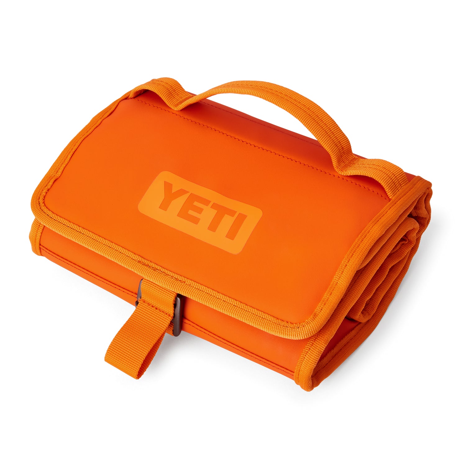 YETI_Wholesale_soft_goods_Daytrip_Lunch_Bag_King_Crab_Orange_3qtr_0412_2400x2400.jpg