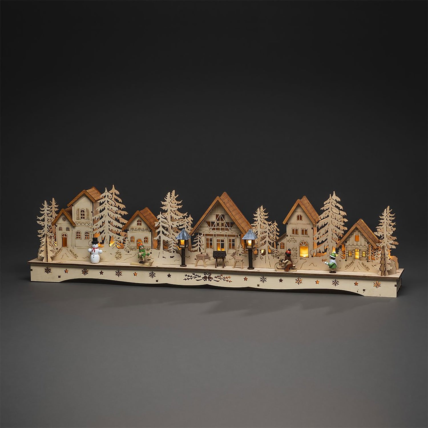 konstsmide-wooden-silhouette-led-village-1__94763.jpg